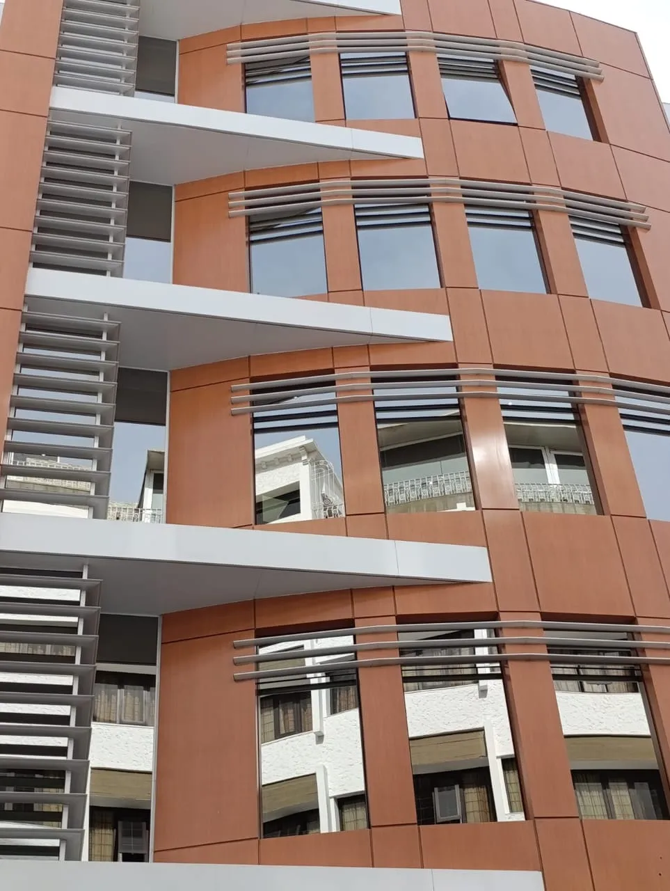 Après nettoyage : vitres et façades, exemple 1
